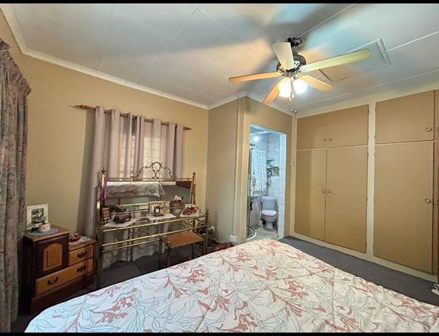 4 BEDROOM HOUSE FOR SALE IN BRITS CENTRAL